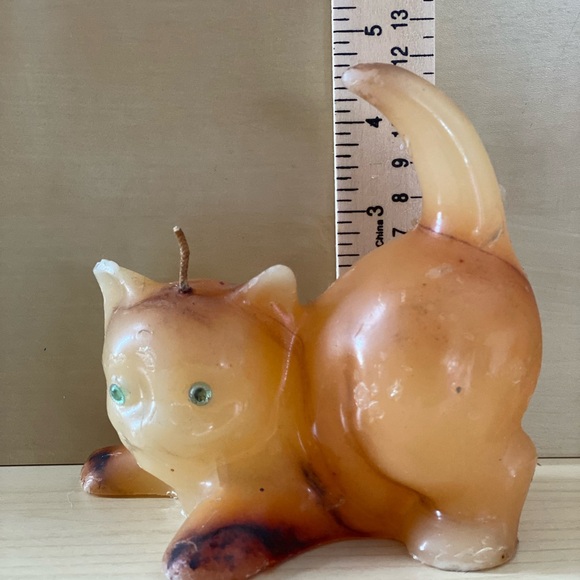 CERAMIC CAT AND CAT SHAPED CANDLE - Picture 5 of 16